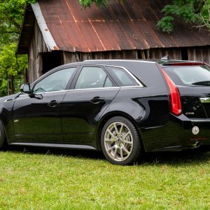 2012 Cadillac CTS-V Wagon in Black Raven