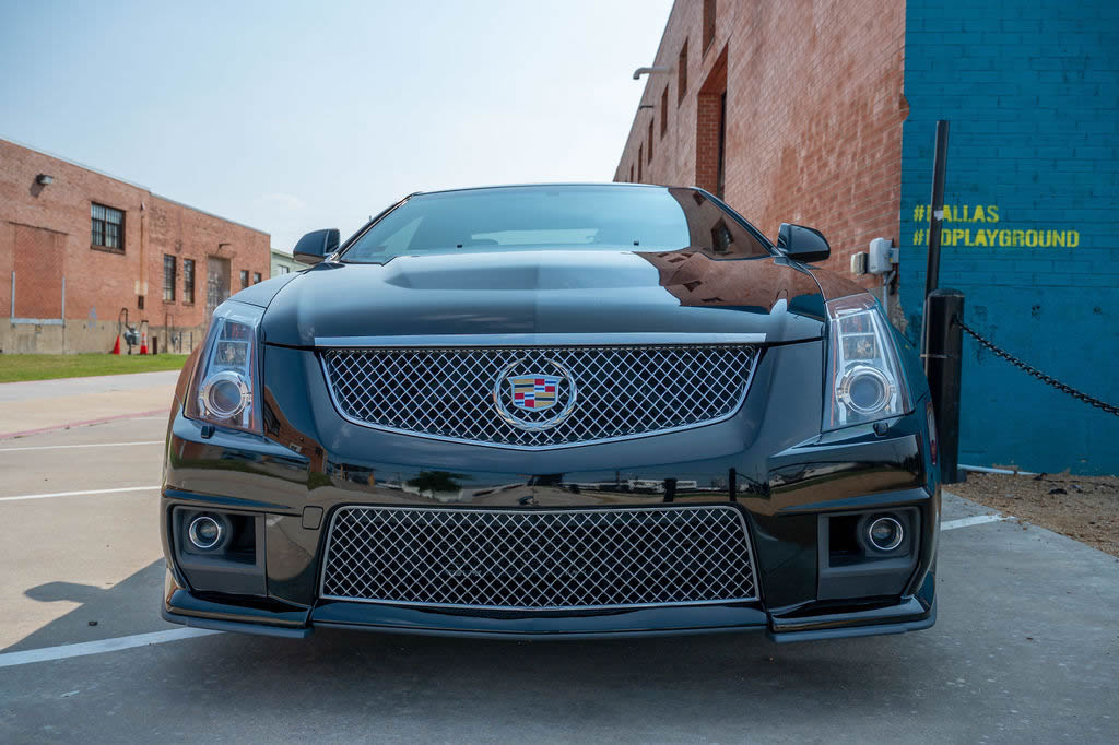2011 Cadillac CTS-V Coupe in Black Raven