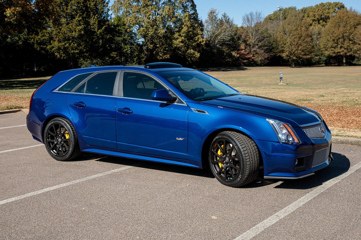 2012 Cadillac CTS-V Wagon in Opulent Blue