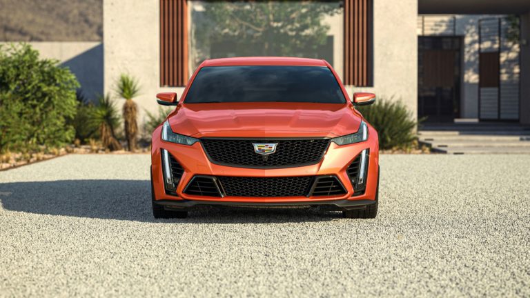 2022-Cadillac-CT5-V-Blackwing-in-Blaze-Orange-Metallic-GCF.jpg