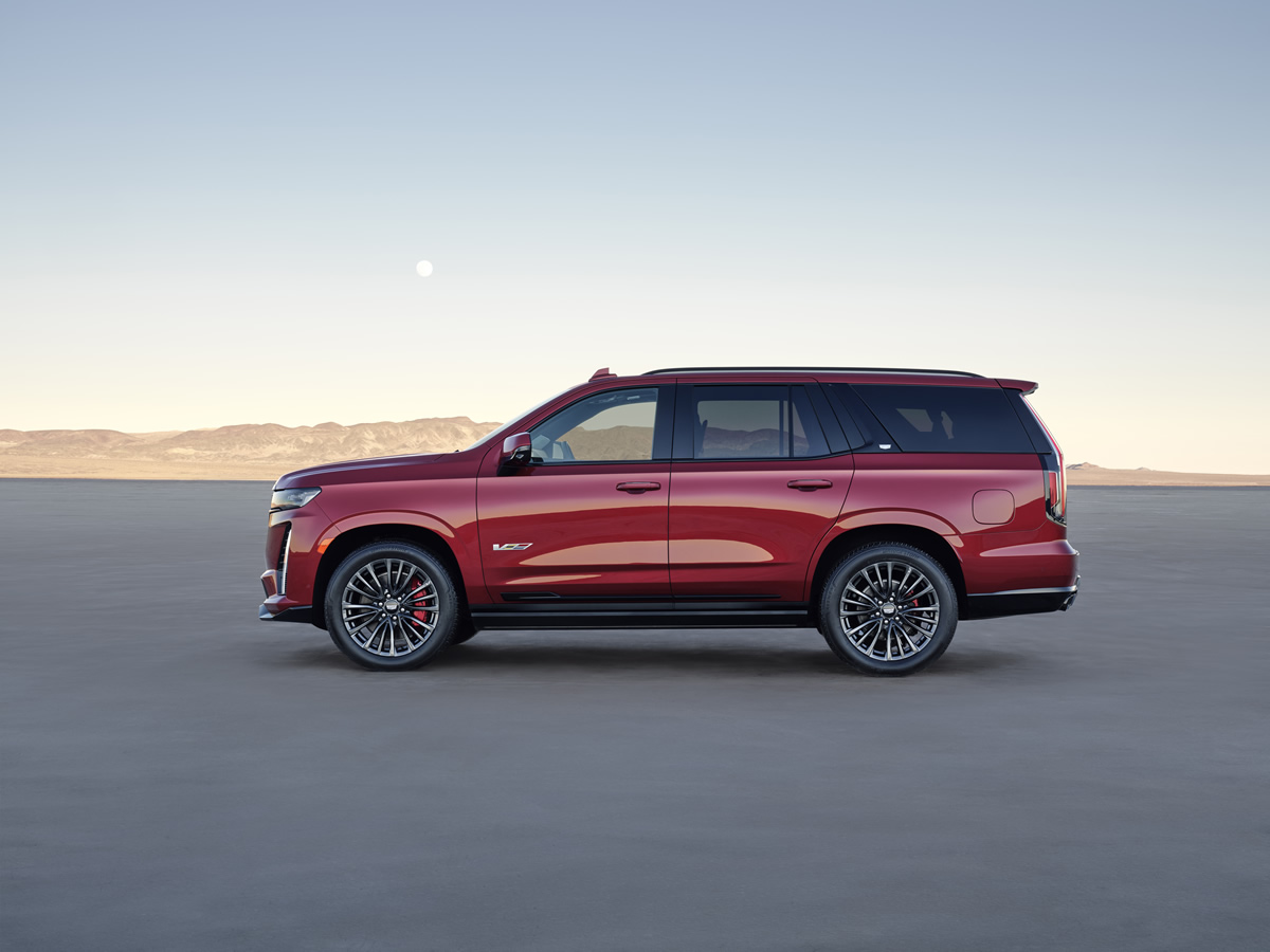2023-Cadillac-Escalade-V-050.jpg