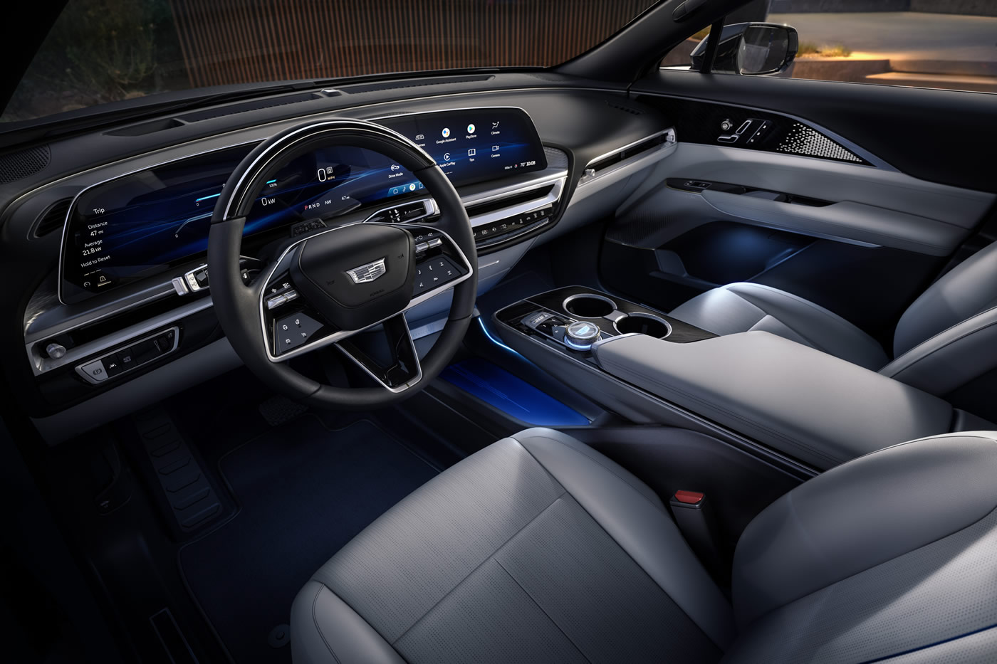 2023-Cadillac-LYRIQ-027.jpg