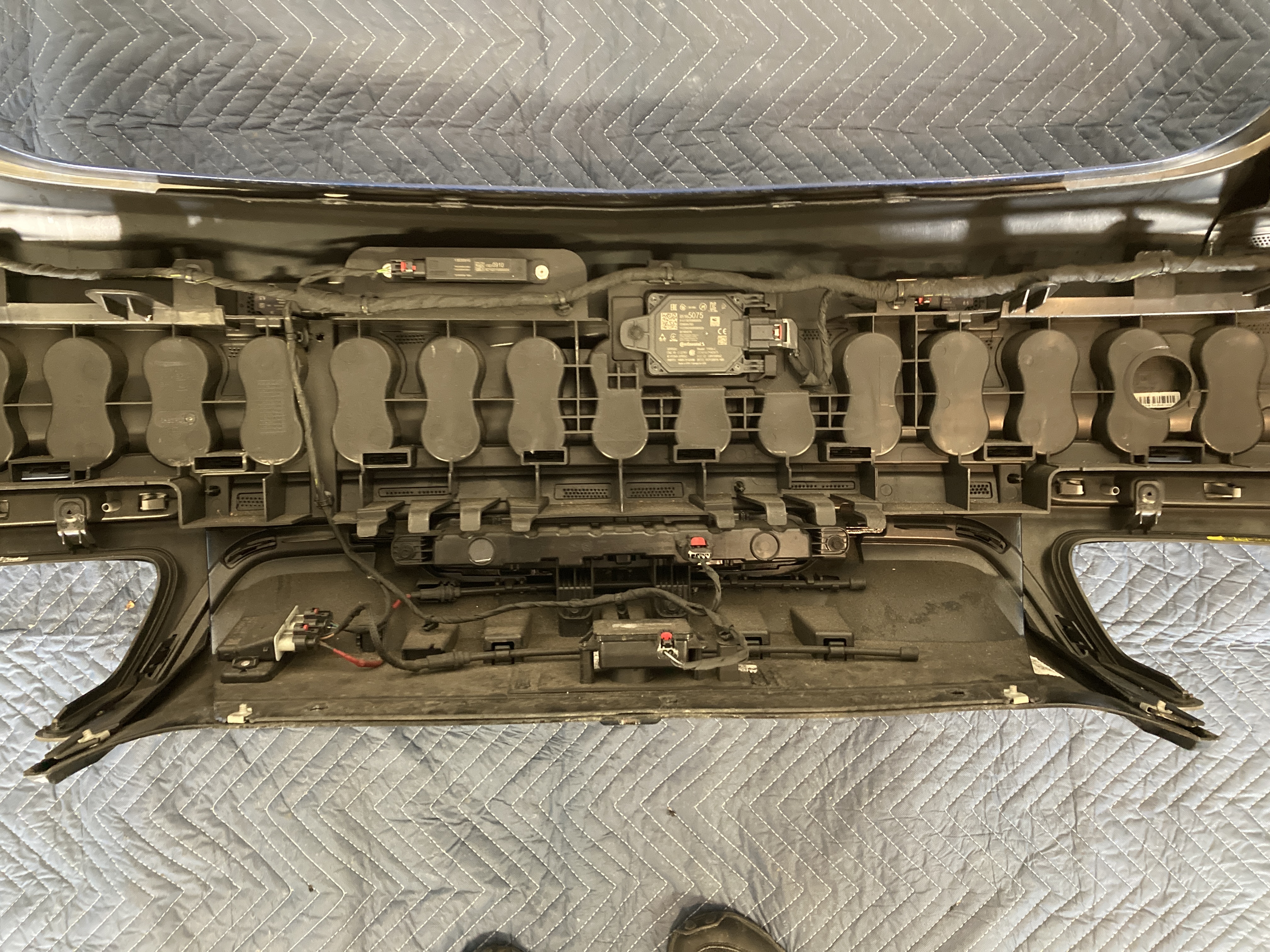 2_fascia_inside_center.JPG