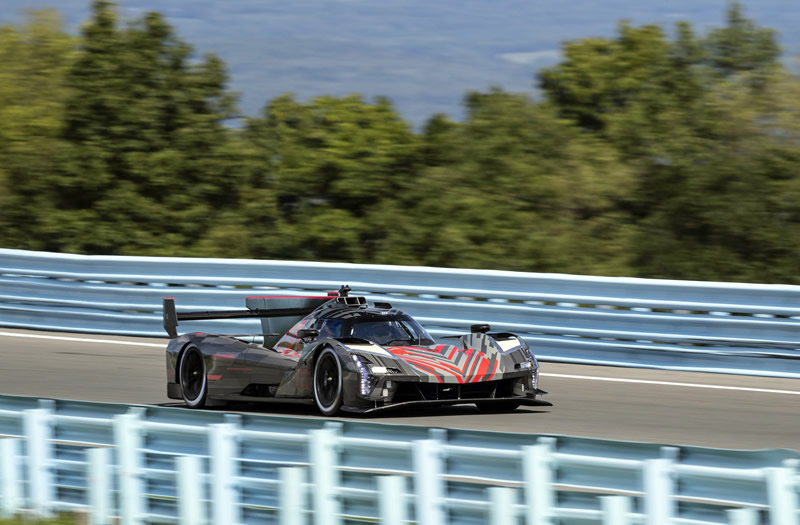 cadillac-racing-watkins-glen-01.jpg