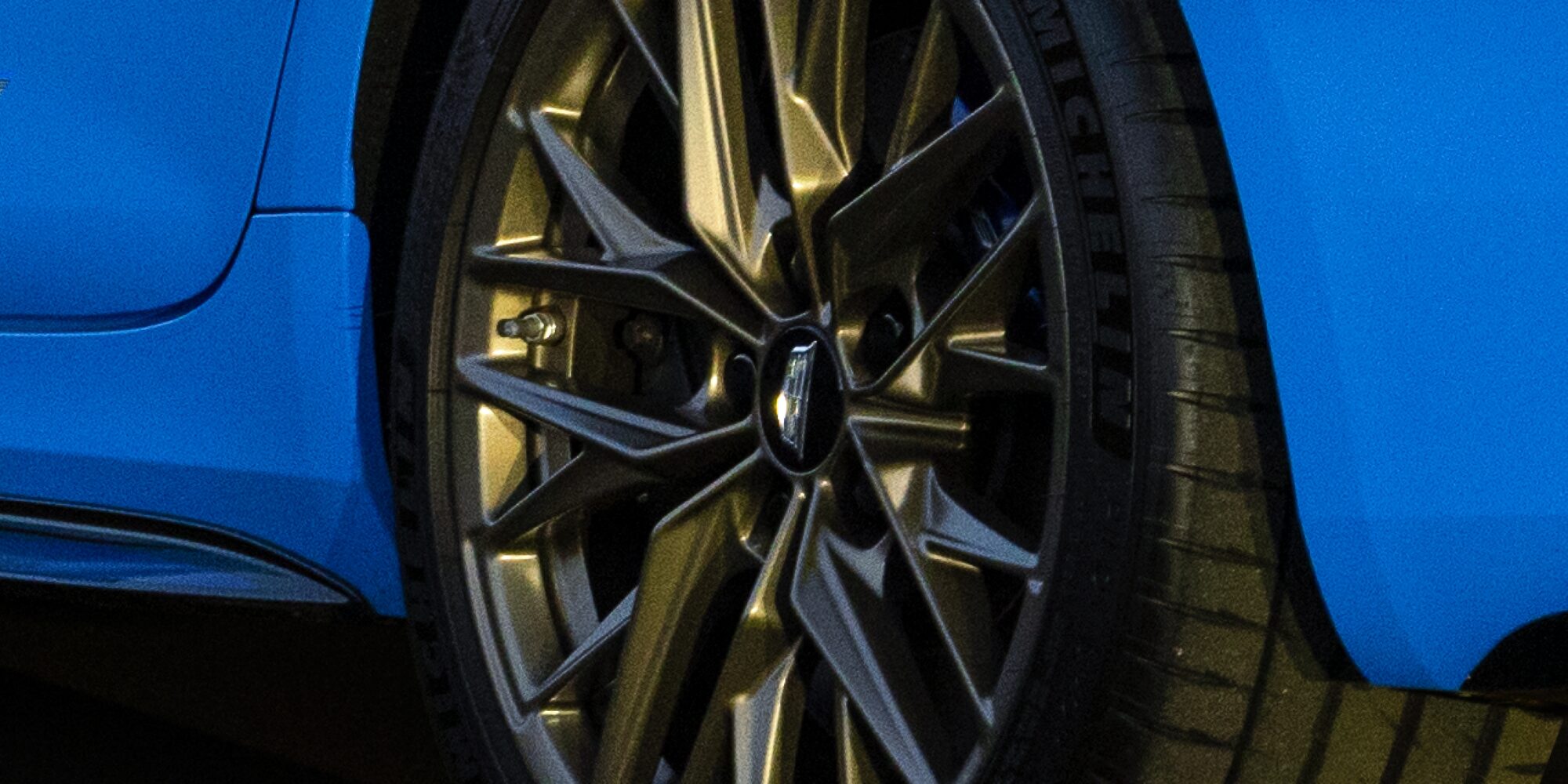 D - Track Edition - Watkins Glen - Exterior - Electric Blue.jpg