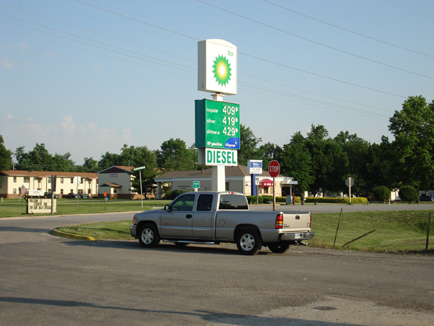 gas104.jpg