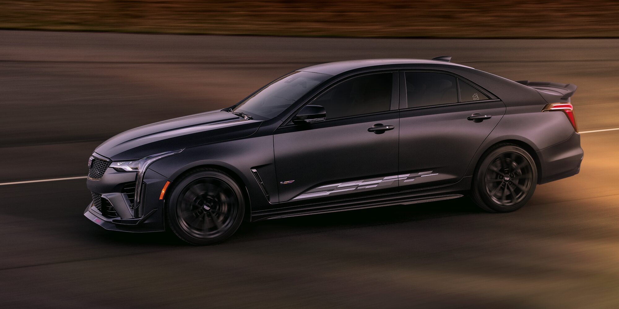 J - Track Edition - Sebring - Exterior - Maverick Nior Frost.jpg