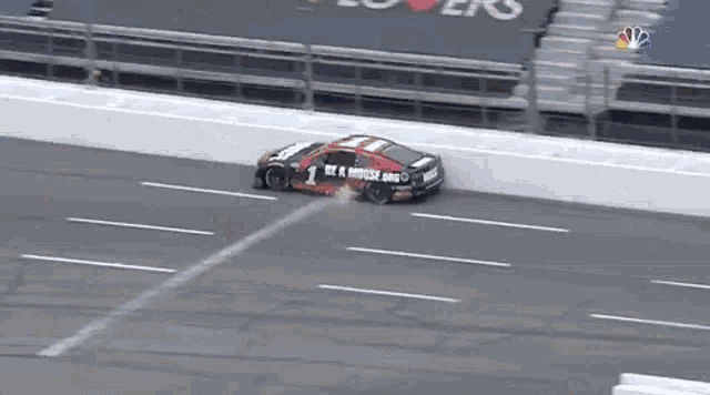 nascar-wall-ride.gif
