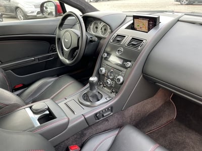 Pre-Owned-2014-AstonMartin-V8Vantage-Base-ID10889511016-aHR0cDovL2ltYWdlcy51bml0c2ludmVudG9ye...jpeg