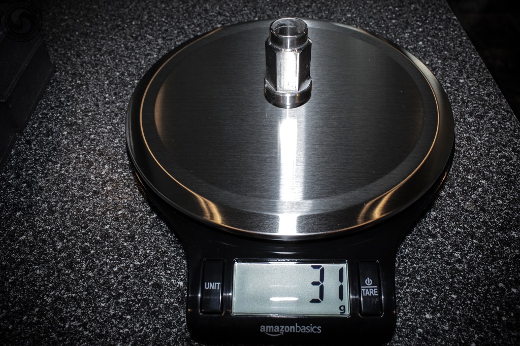Titanium Lug Nut VS OEM Weight (2 of 9).jpg