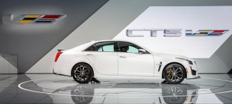CadillacCTS-VReveal02.jpg