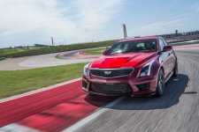 2016-cadillac-ats-v-front-three-quarter-in-motion-01.jpg