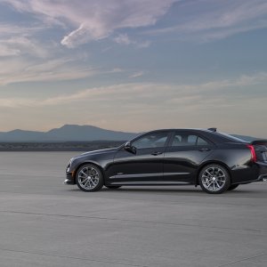 2016-Cadillac-ATS-V-Sedan-016.jpg