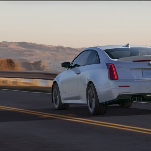 2016-Cadillac-ATS-V-Coupe-005.jpg