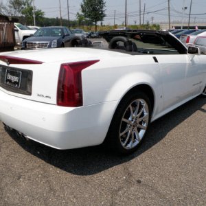 2008 Cadillac XLR-V