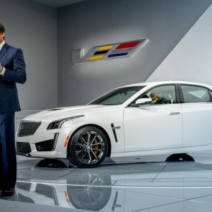 CadillacCTS-VReveal04.jpg