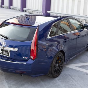 2012 Cadillac CTS-V Wagon in Opulent Blue Metallic