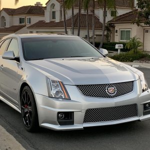 2013 Cadillac CTS-V Wagon in Radiant Silver Metallic