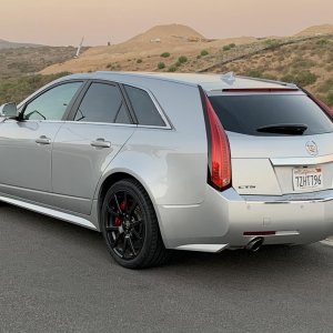 2013 Cadillac CTS-V Wagon in Radiant Silver Metallic