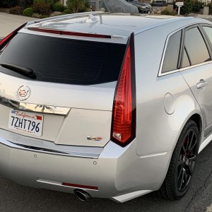 2013 Cadillac CTS-V Wagon in Radiant Silver Metallic