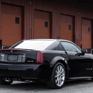 2006 Cadillac XLR-V in Black Raven