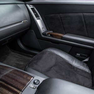 2006 Cadillac XLR-V in Black Raven