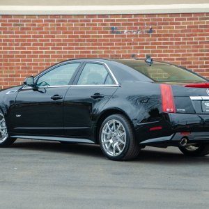 2010 Cadillac CTS-V in Black Raven