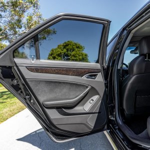 2014 Cadillac CTS-V Wagon in Black Diamond Tricoat