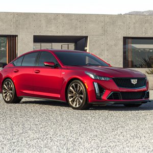 2022 Cadillac CT5-V Blackwing in Infrared Tintcoat