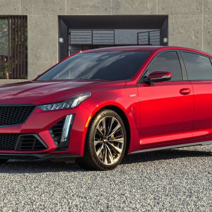 2022 Cadillac CT5-V Blackwing in Infrared Tintcoat