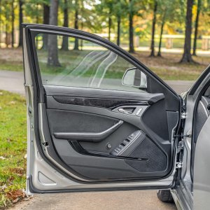 2012 Cadillac CTS-V Wagon in Radiant Silver Metallic