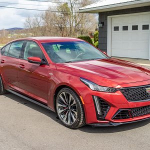 2022 Cadillac CT5-V Blackwing in Infrared Tintcoat