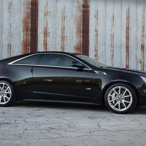 2013 Cadillac CTS-V Coupe in Black Diamond Tricoat