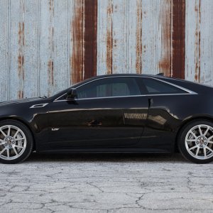 2013 Cadillac CTS-V Coupe in Black Diamond Tricoat