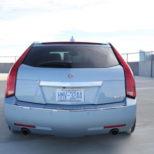 2014 Cadillac CTS-V Wagon 6-Speed in Glacier Blue Metallic