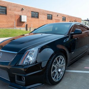 2011 Cadillac CTS-V Coupe in Black Raven