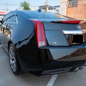 2011 Cadillac CTS-V Coupe in Black Raven