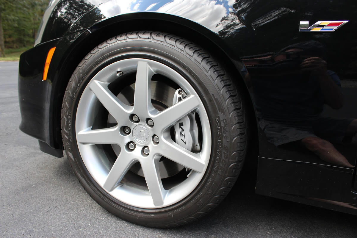 2005 Cadillac CTS-V in Black Raven