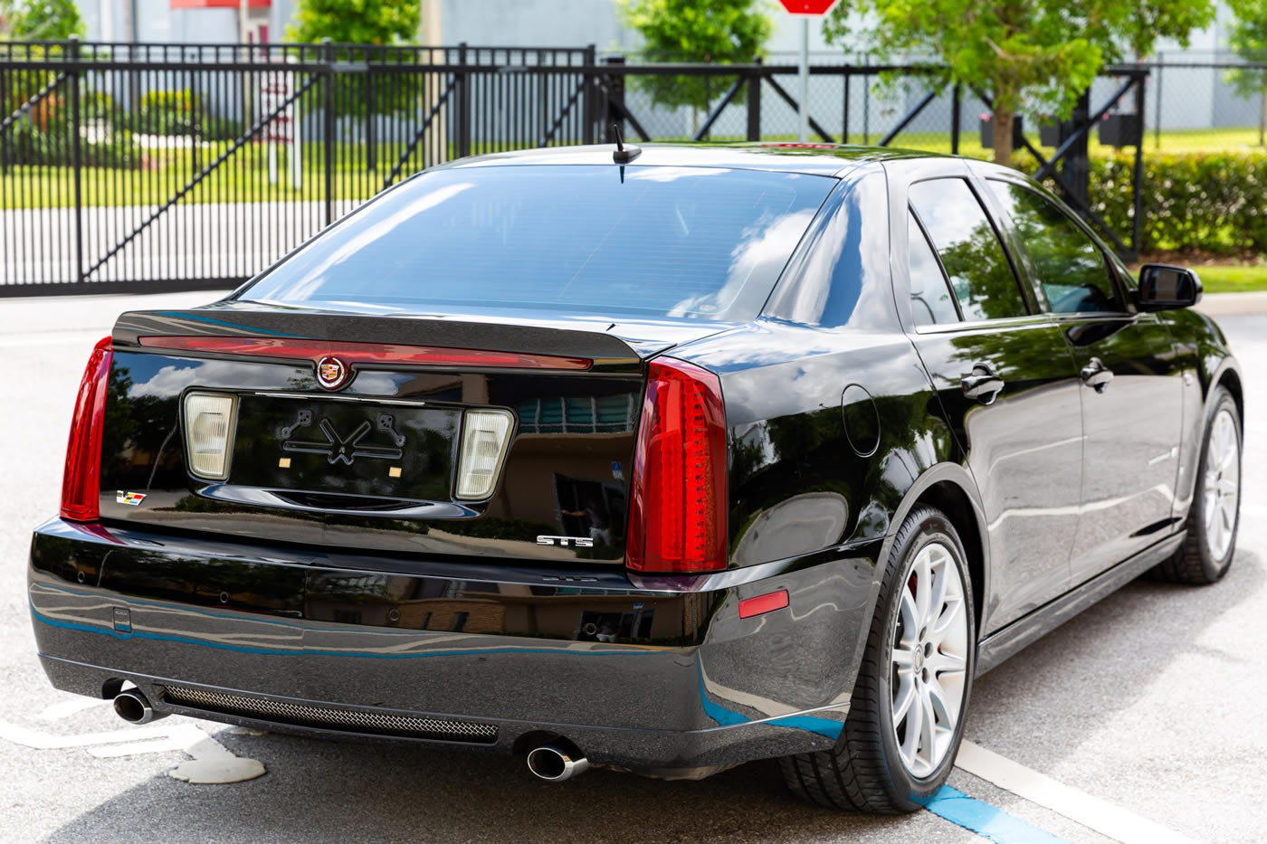 2006 Cadillac STS-V in Black Raven