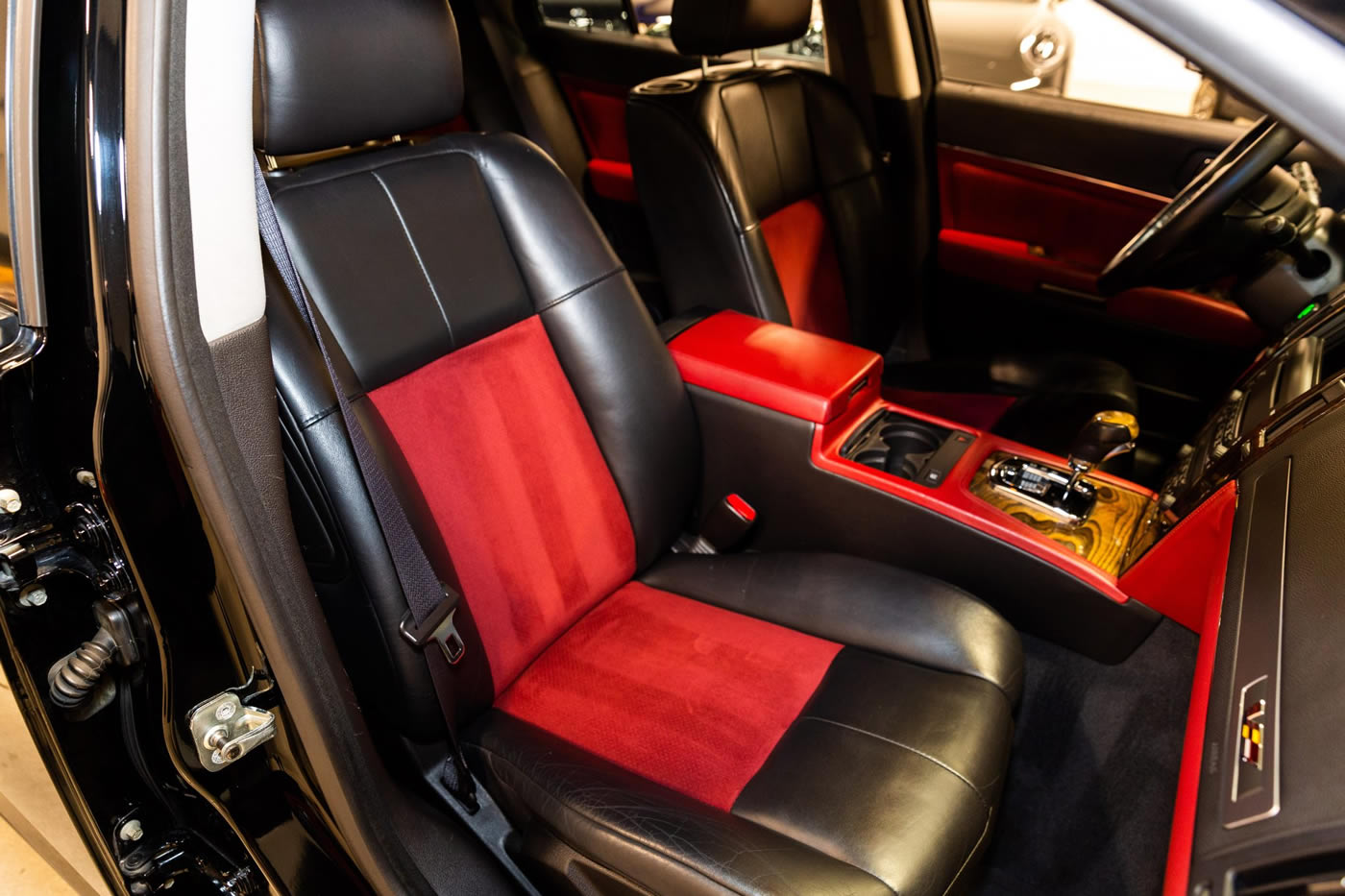 2006 Cadillac STS-V in Black Raven