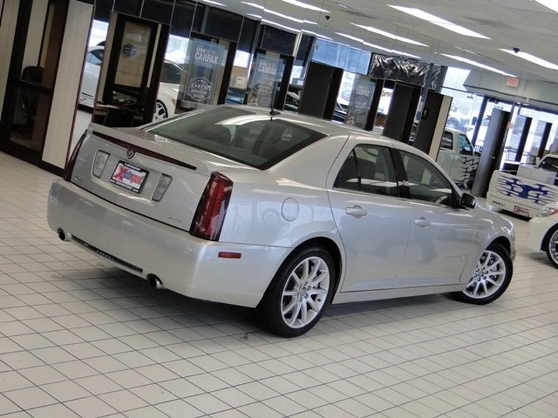 2006 Cadillac STS-V in Light Platinum