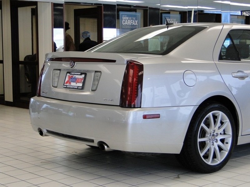 2006 Cadillac STS-V in Light Platinum