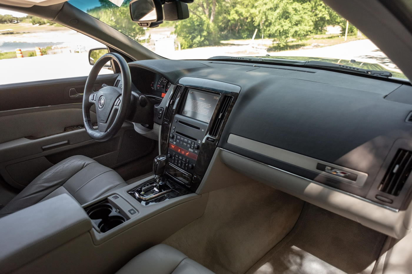 2006 Cadillac STS-V in Light Platinum