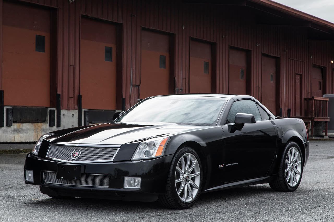 2006 Cadillac XLR-V in Black Raven