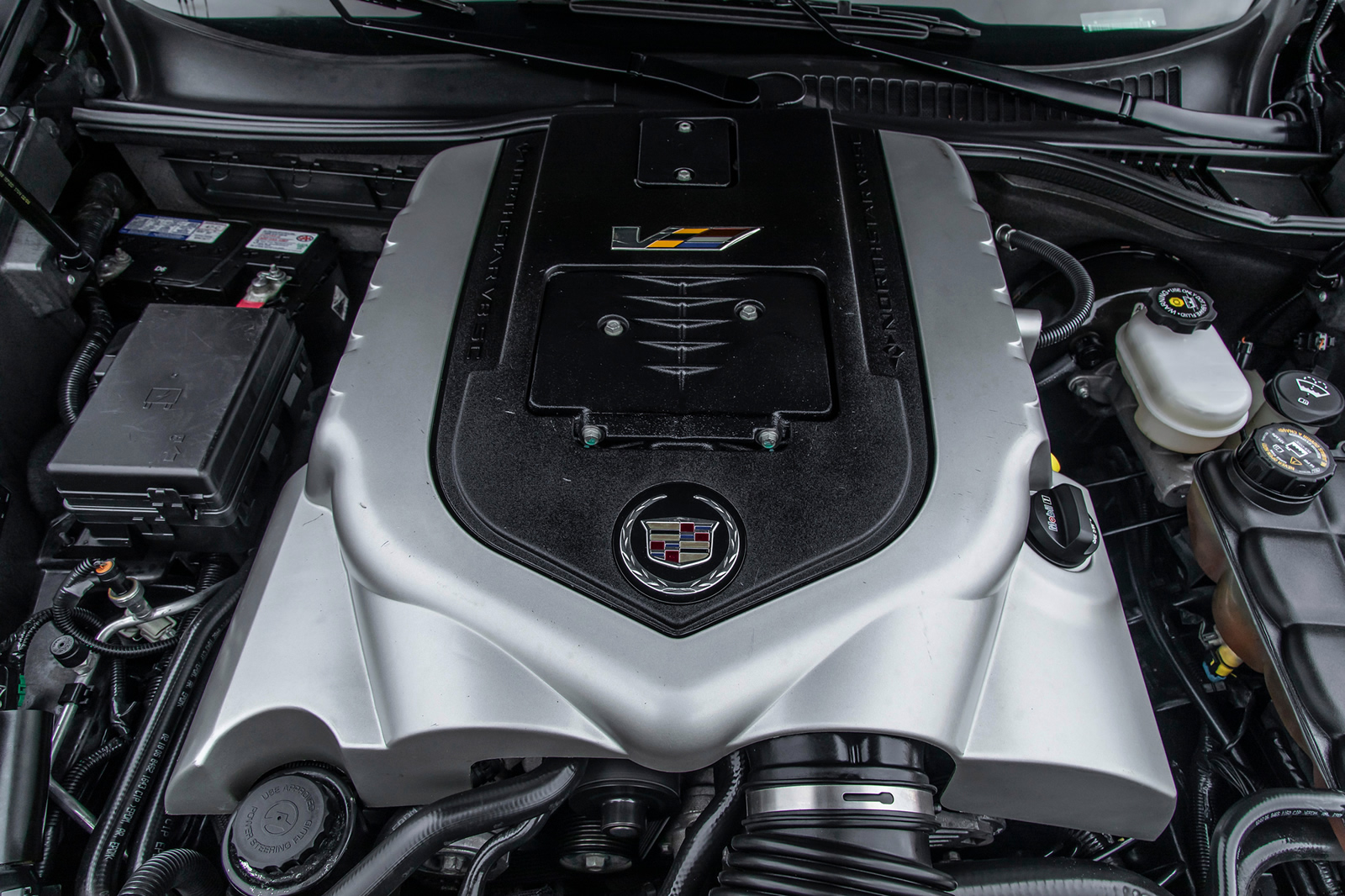 2006 Cadillac XLR-V in Black Raven