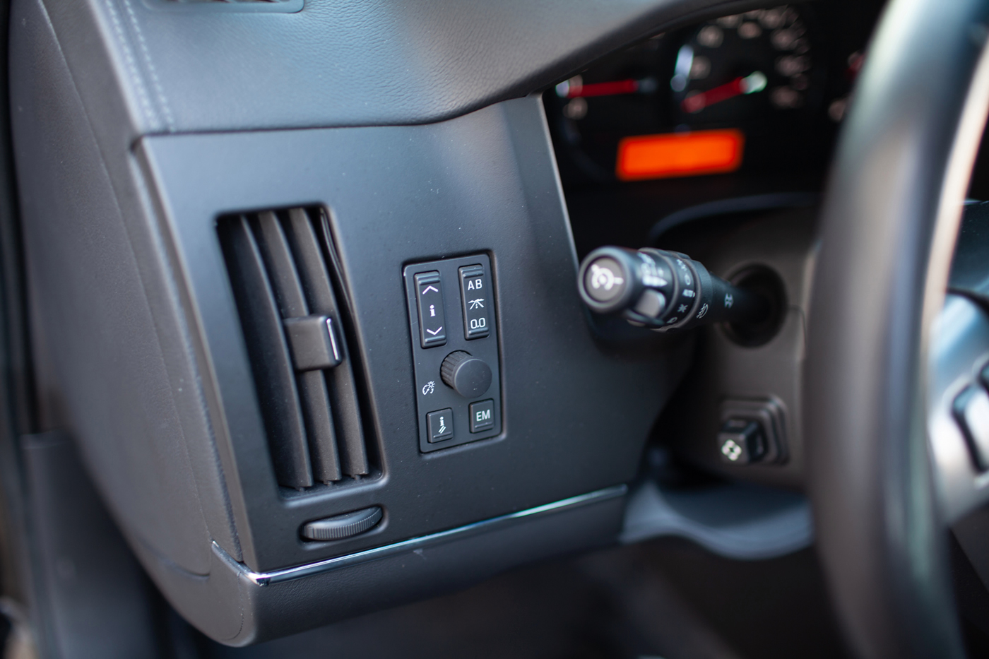 2007 Cadillac STS-V in Black Raven