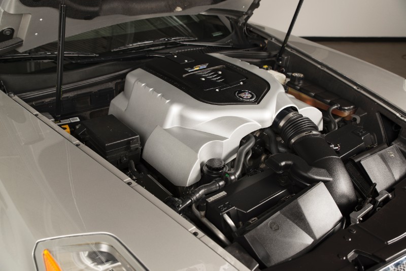 2007 Cadillac XLR-V in Light Platinum