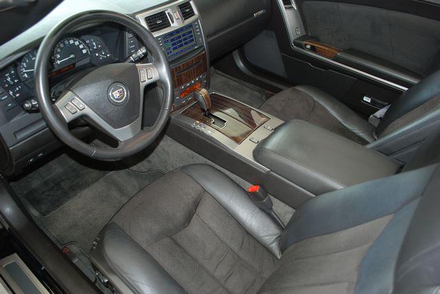2007 Cadillac XLR-V