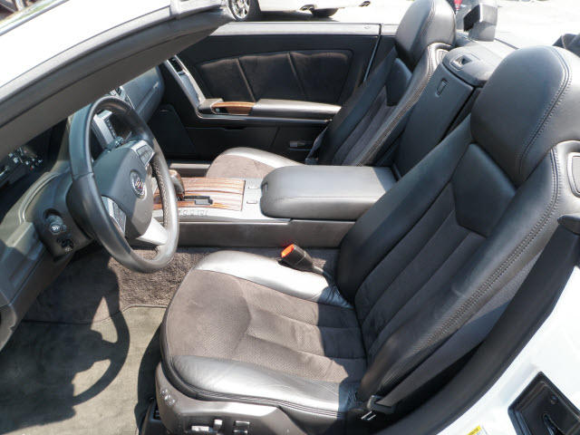 2008 Cadillac XLR-V Interior