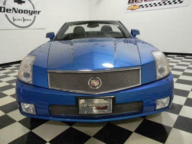2008 Cadillac XLR-V